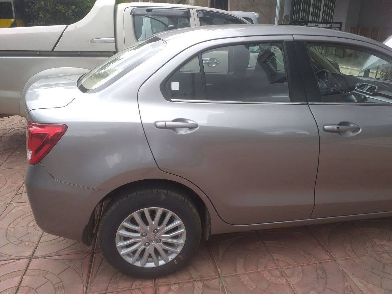 Suzuki Dzire, photo 1 of 4