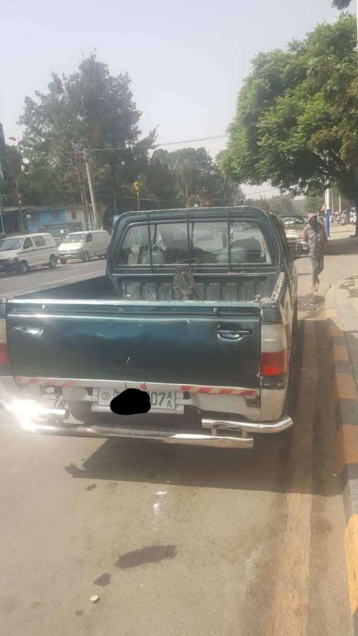 Isuzu Pickup , photo 3 of 3