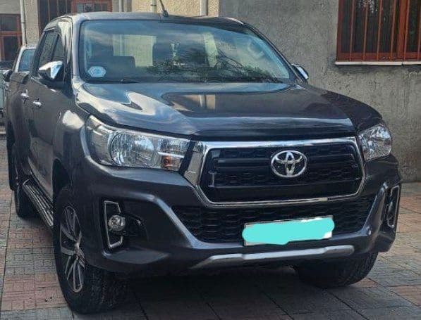  Toyota Revo Double Cab 2020, photo 1 of 4