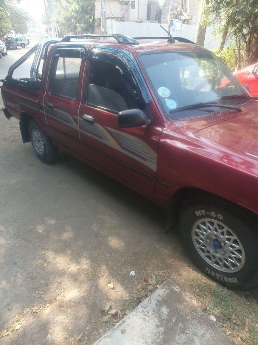 Toyota 3Y 1997, photo 3 of 5