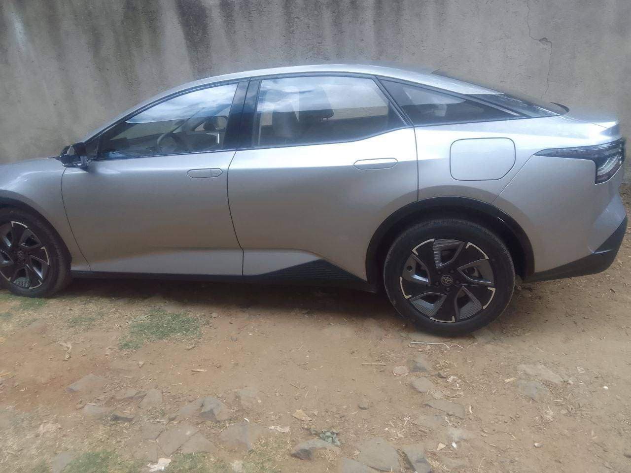 Toyota Bz3, photo 2 of 3