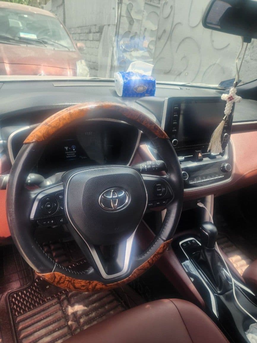 Toyota Corolla Cross 2023 , photo 2 of 6