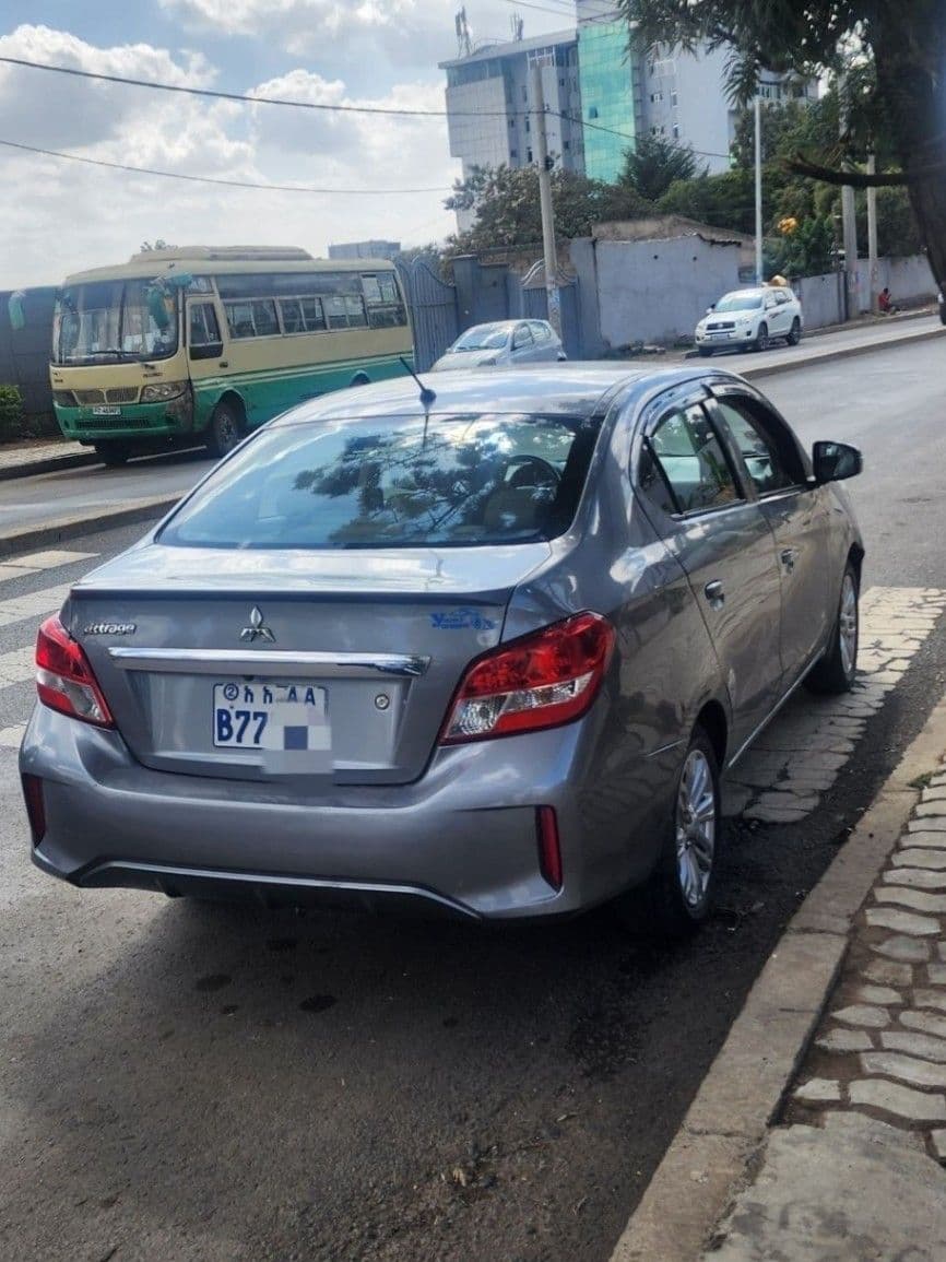 Mitsubishi Attrage 2021, photo 4 of 4