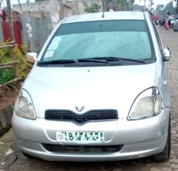 Toyota Vitz,2001,Ride Registered,excellent condition!!, photo 1 of 3