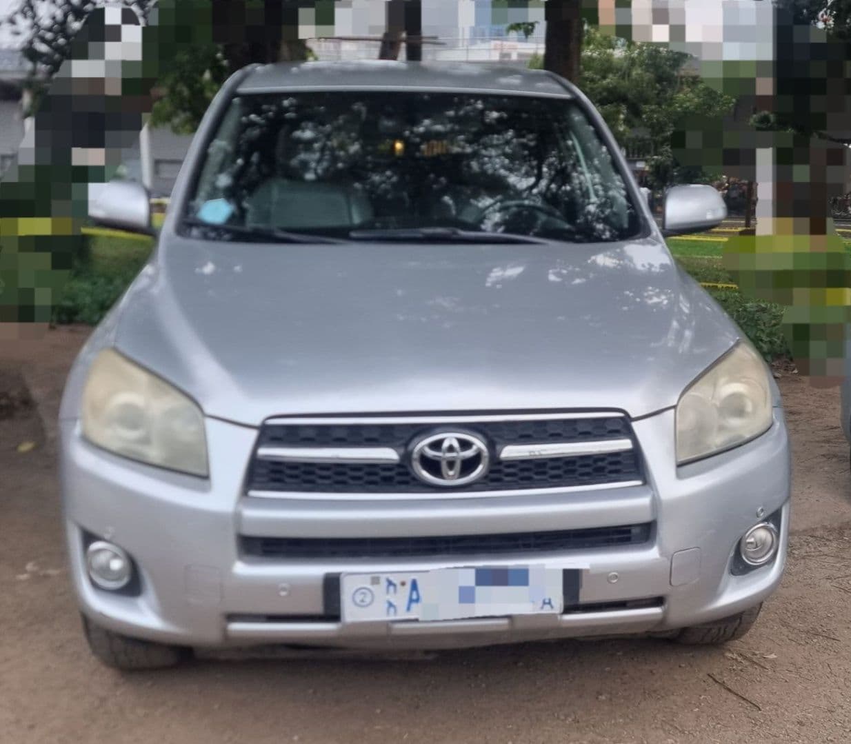 2010 Automatic Rav4,Europe,2.0cc,excellent condition!!, photo 3 of 5