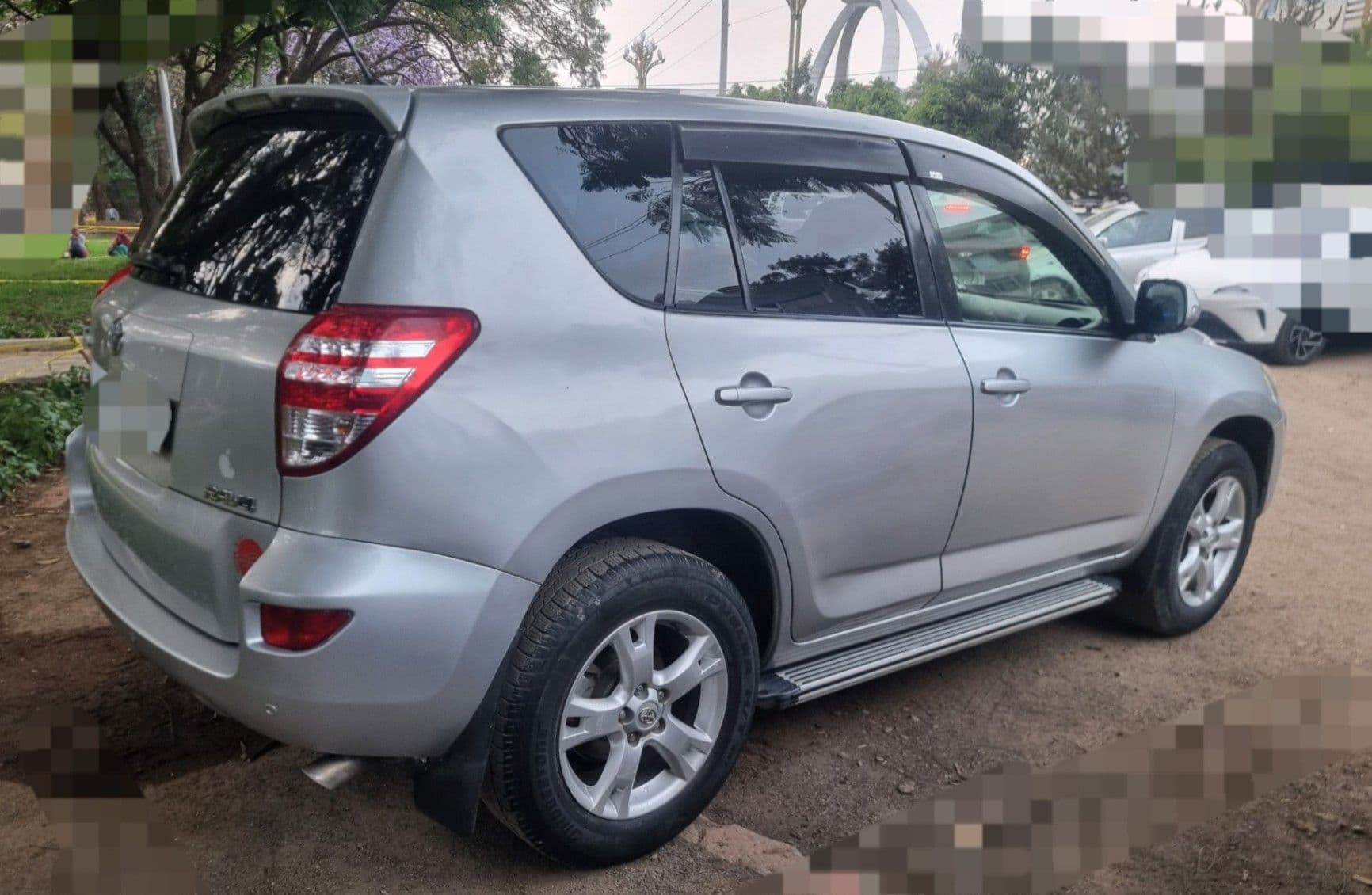 2010 Automatic Rav4,Europe,2.0cc,excellent condition!!, photo 5 of 5