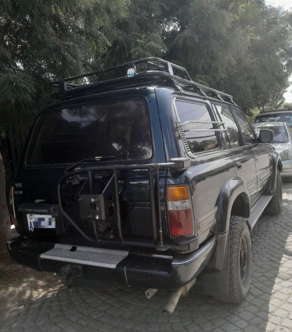 Toyota Land Cruiser,1997, 1HZ engine,7 Seater., photo 2 of 4