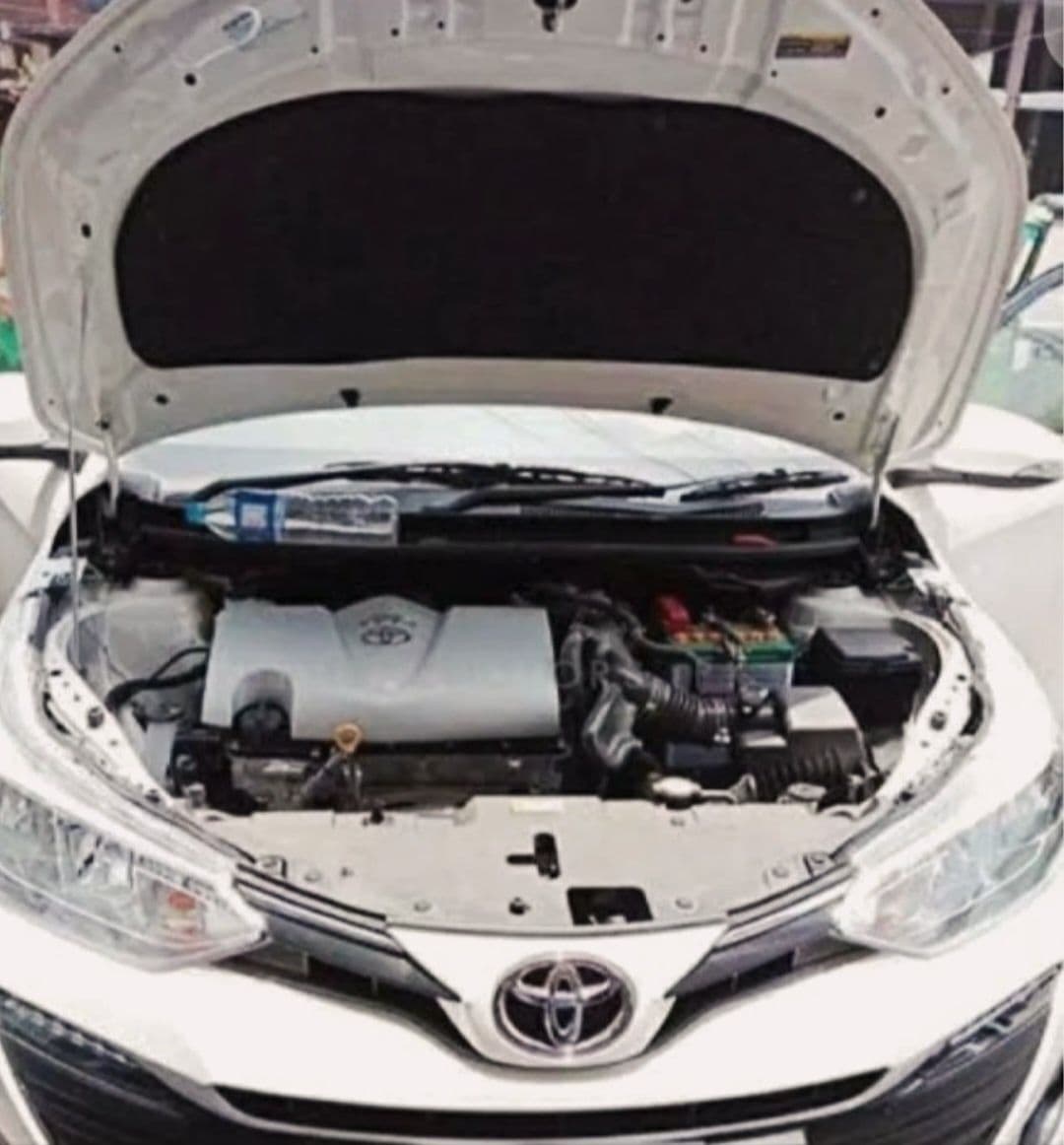 Toyota yaris sedan 2020, photo 6 of 6