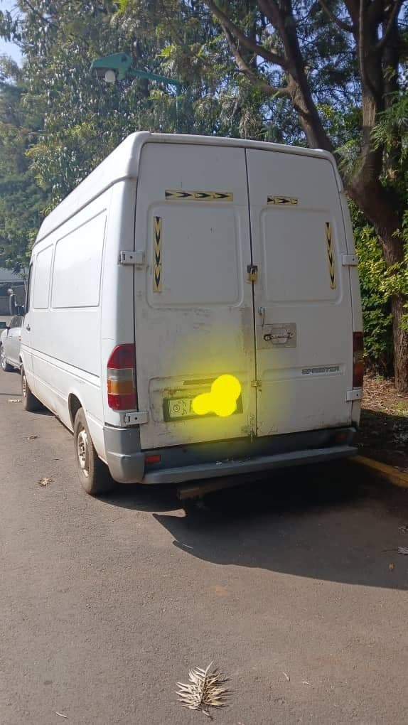 Mercedes Sprinter fridge van, photo 2 of 4