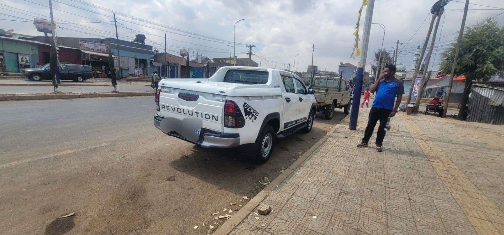 TOYOTA REVO DOUBLE CAB, photo 4 of 4
