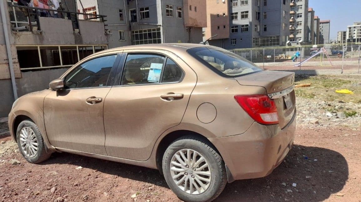 Suzuki Dzire 2021 Golden Color, photo 1 of 6
