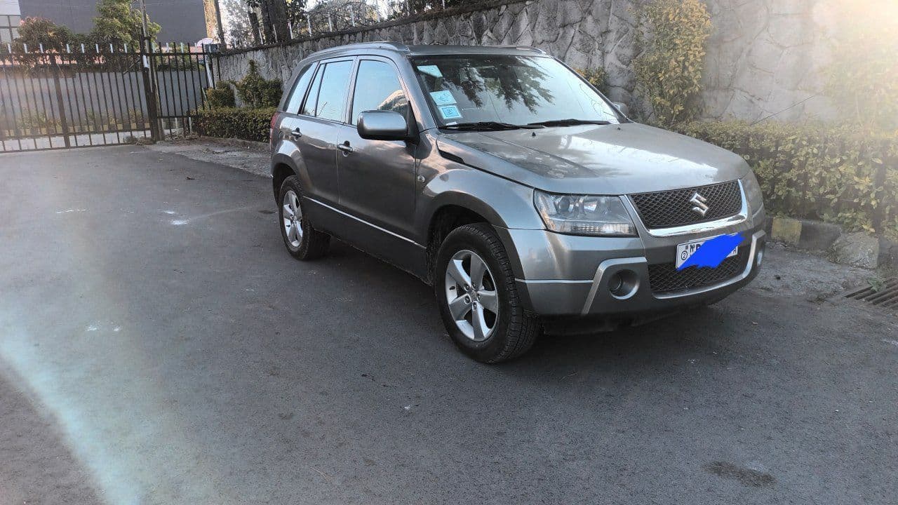 Suzuki Grand vitara, photo 1 of 5
