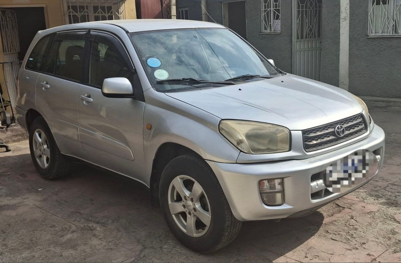 አስቸኳይ!! Toyota Rav4,2003,excellent condition, photo 3 of 5