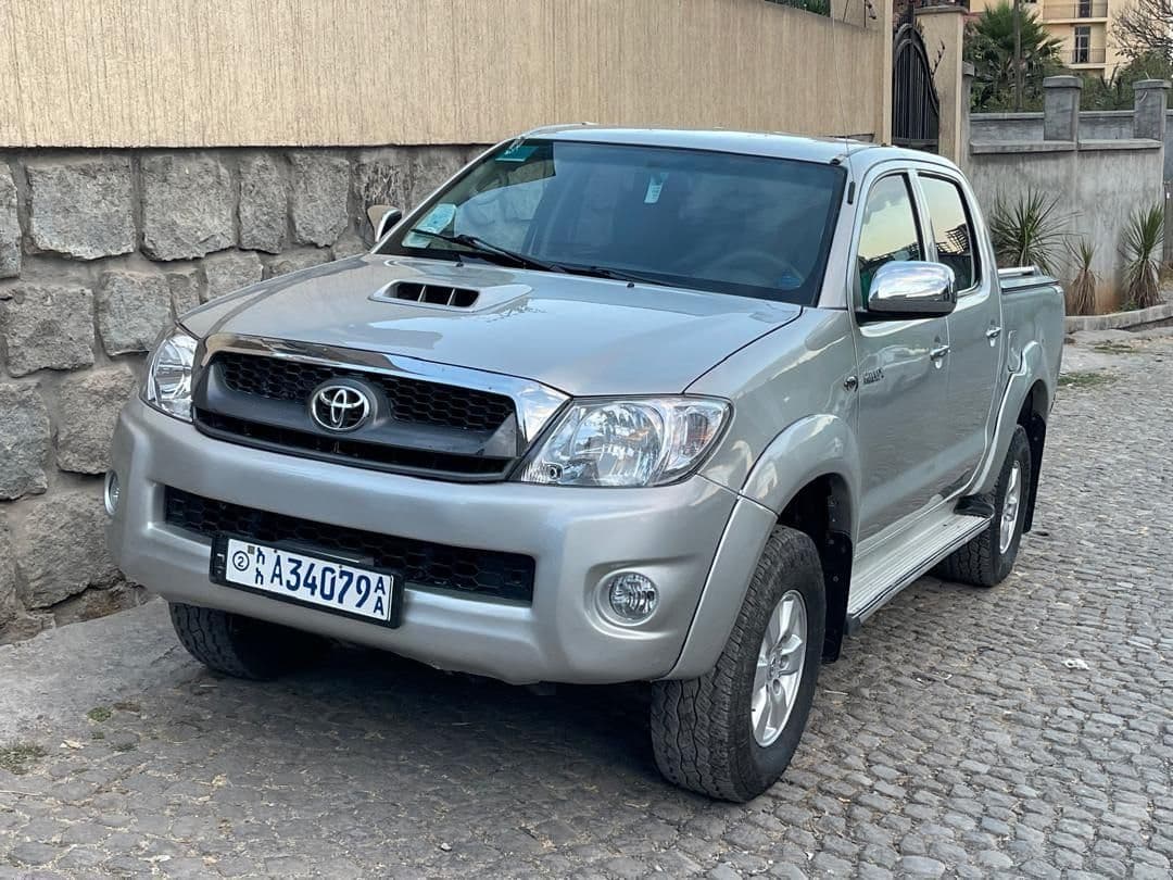 Toyota Hilux Europ standard double cab 2010, photo 3 of 3