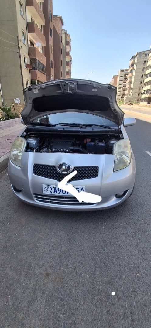 Toyota Yaris 2007, photo 5 of 6
