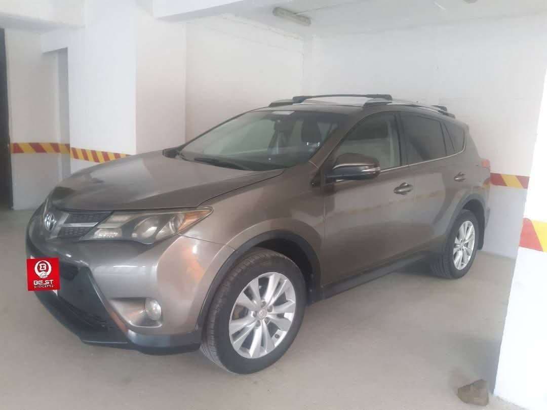 Automatic Rav4,2014,excellent condition,2.4cc., photo 2 of 4