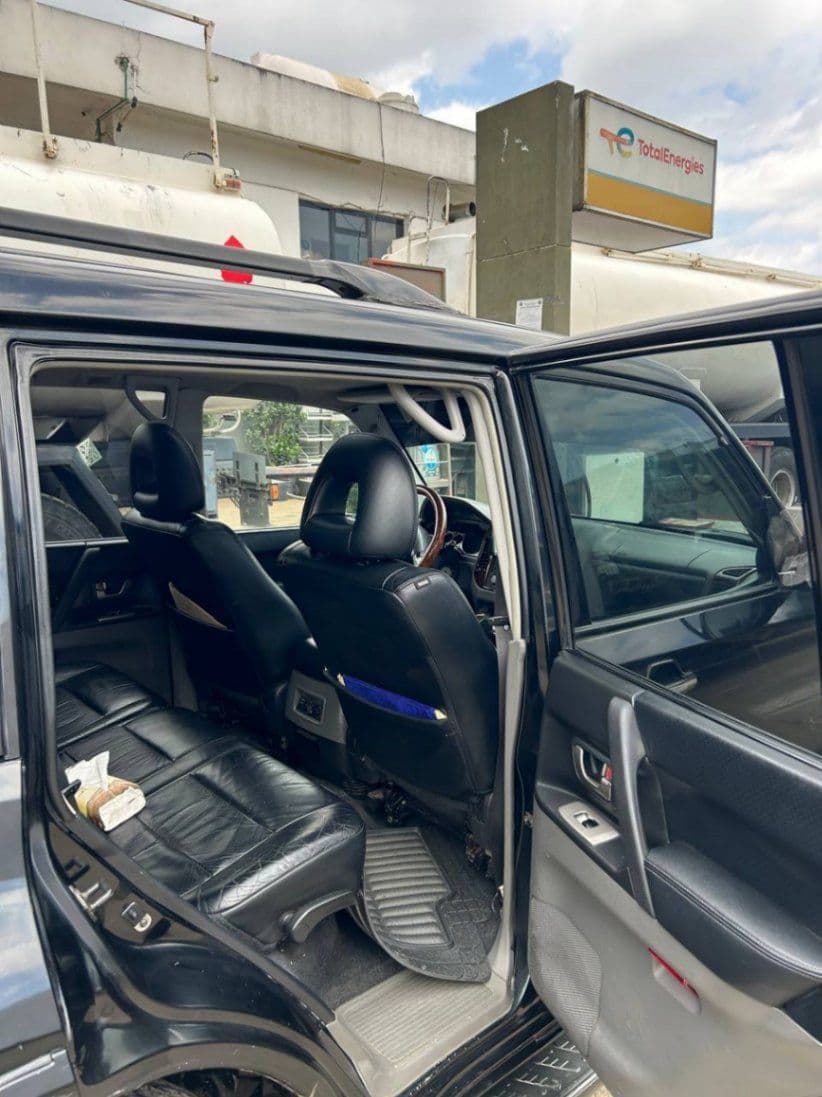 Diesel(ናፍጣ) Automatic SUV - Bought From Embassy, photo 3 of 5